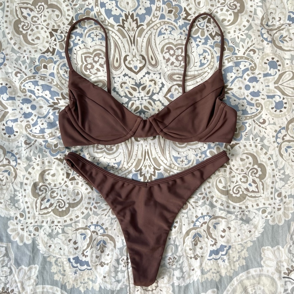 $100 benoa tahiti set